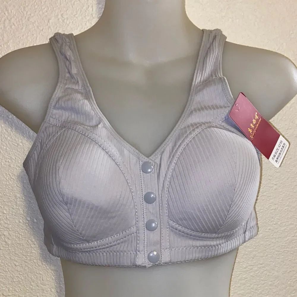 Ribbed Front-Button Comfort Bra in Soft Lavender Size 42/95